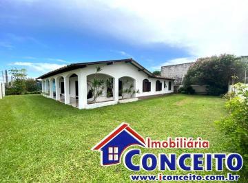 Casa de 6 quartos, Imbé · C288 - Belíssima residência a 50 metros do mar em Santa Terezinha