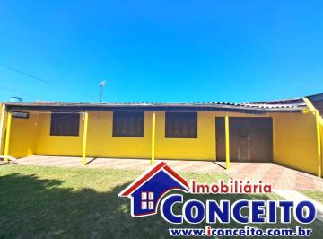Casa · 300m² · 4 Quartos · 1 Vaga · C73 - Ótima residência localizada no balneário Ipiranga