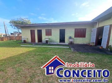 Casa · 92m² · 4 Quartos · C1107 - Pousada localizada em região de moradores no Centro de Imbé