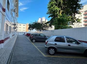 Apartamento · 33m² · 1 Quarto · 1 Vaga · Kitnet com vaga de garagem no Boqueirão - Apenas 100mts da Praia!