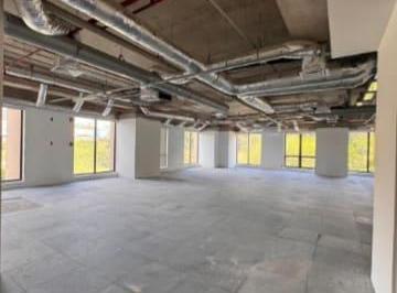 Comercial · 205m² · 5 Vagas · Sala comercial na Avenida Magalhães de Castro, N. 4800 - Conjunto 107 • 205 m²