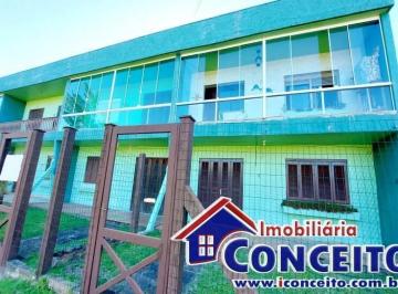 Apartamento · 2 Quartos · 1 Vaga · AP10 - Excelente apartamento localizado no Centro de Imbé/RS