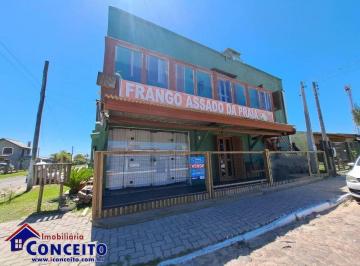 Comercial · 260m² · 2 Vagas · PC10 - Prédio comercial com apartamento localizado na avenida Principal