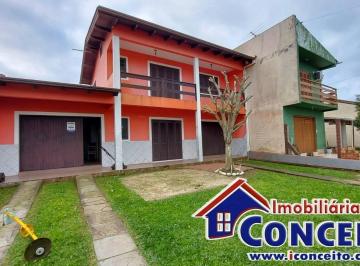 Casa · 148m² · 3 Quartos · 1 Vaga · C645 - Ótimo sobrado em região de moradores o balneário Mariluz