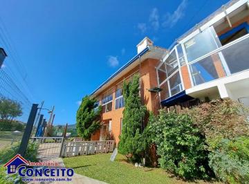 Casa · 200m² · 4 Quartos · 1 Vaga · C736 - Linda residência de esquina a 100 metros do mar em Albatroz
