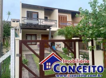 Casa · 100m² · 2 Quartos · 1 Vaga · DT1000 - Ótima residência em localização privilegiada no Centro de Imbé