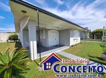 Casa · 250m² · 3 Quartos · 2 Vagas · C840 - Excelente residência de esquina localizada no balneário Mariluz