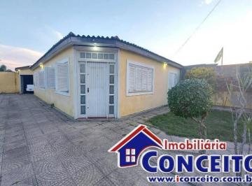 Casa · 325m² · 1 Quarto · 1 Vaga · C368 - Excelente residência localizada no balneário Mariluz