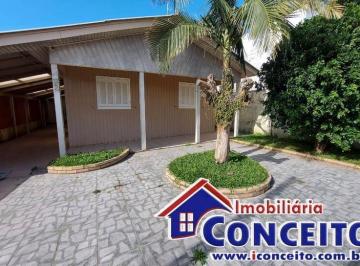 Casa · 250m² · 4 Quartos · 3 Vagas · C119 - Excelente residência situada na Avenida principal de Imbé/RS