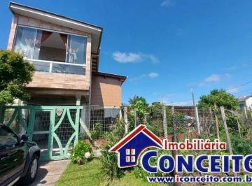 Casa · 375m² · 3 Quartos · 1 Vaga · C221 - Ótima residência composta de 03 dormitórios no balneário Nordeste