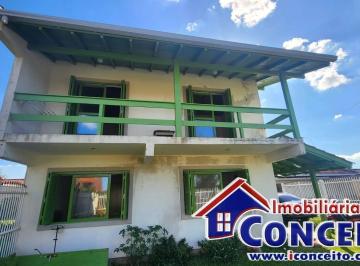 Casa · 332m² · 6 Quartos · 1 Vaga · C51 - Sobrado em excelente localização próximo do mar no balneário Nordeste