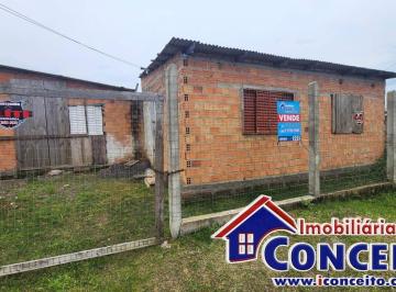 Casa · 300m² · 1 Quarto · C793 - Imóvel localizado em região de moradores no balneário Albatroz