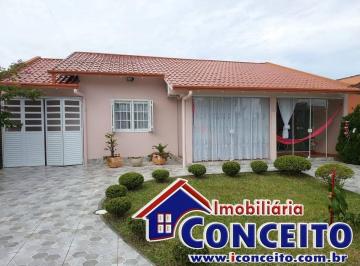 Casa · 140m² · 3 Quartos · C262 - Linda Residência a 400m do Mar localizada no balneário Mariluz