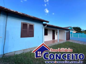 Casa · 155m² · 5 Quartos · 1 Vaga · C526 - Lindo imóvel em ótima localização no Balneário Santa Terezinha