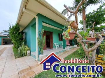 Casa · 100m² · 3 Quartos · 1 Vaga · C545 - Linda residência a 400 metros do mar em ótima localização