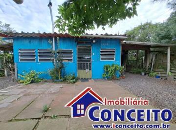 Casa · 90m² · 3 Quartos · 2 Vagas · C481 - Residência de madeira localizada em região de moradores