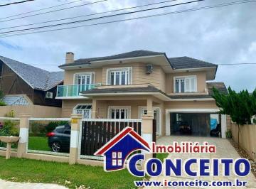 Casa · 260m² · 3 Quartos · 1 Vaga · C1009 - Excelente imóvel a 50 metros do mar localizado no Centro de Imbé