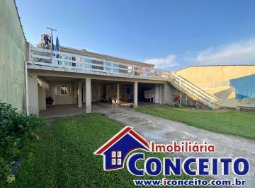 Casa · 163m² · 6 Quartos · C333 - Excelente residência composta de 06 dormitórios a 350 metros do mar