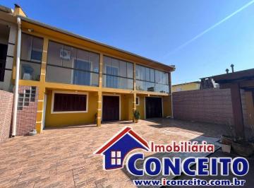 Casa · 195m² · 3 Quartos · 2 Vagas · C419 - Excelente residência a 150 metros do mar em Marisul