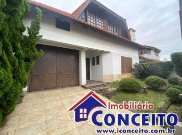 Casa · 113m² · 3 Quartos · 1 Vaga · C1046 - Excelente residência com piscina localizada no Centro de Tramandaí