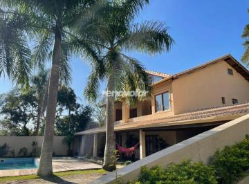 Casa · 557m² · 4 Quartos · 16 Vagas · Lindíssima Casa na Granja Vianna, A Venda com 557m2 de construção