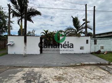 Foto 01 · Excelente casa nova com 4 quartos (1 suíte) para locação no bairro Itapitangui, Cananéia-SP