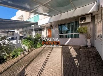 Casa · 81m² · 2 Quartos · 2 Vagas · Página 1 Imóveis anuncia venda de sobrado com fino acabamento com duas suites