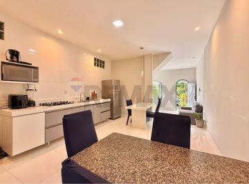 Casa · 225m² · 2 Quartos · 1 Vaga · casa na avenida centenerio.