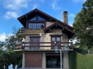 Casa · 283m² · 4 Quartos · Casa em excelente localização