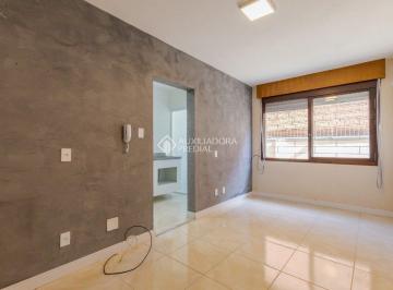 Apartamento · 44m² · 1 Quarto · 1 Vaga · Apartamento de 1 quarto reformado e com 1 vaga de garagem coberta