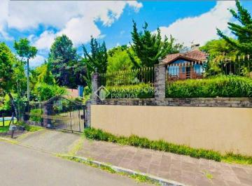 FOTO O2 · CASA MAGNÍFICA EM GRAMADO, JUNTO AO LAGO NEGRO.