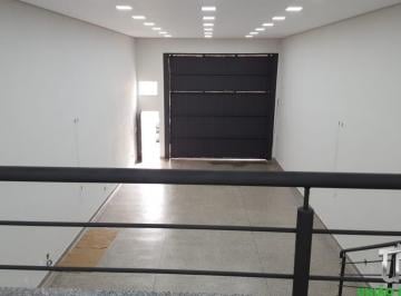 Foto 01 · Salão Comercial de Alto Padrão para Locação em Bragança Paulista-SP, Bairro Matadouro: 145,00m², 2 B
