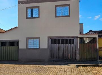 iBz691Ae279C1notI9_6246a39420e054f9_zg2NGFmNGQyOGVj_o.jpg · Casa com 3 quartos para alugar em Lavras, no bairro Vila Pitangui