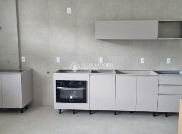 Apartamento · 48m² · 1 Quarto · 1 Vaga · Studio com 49m² privativos, banheiro e 1 vaga de garagem livre, à venda no Centro.