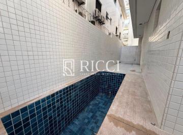 Fachada de casa à venda com 3 quartos na Ponta da · Casa à Venda na Ponta da Praia, Santos | 3 Quartos