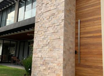 Casa de 3 quartos, Brasília · TAQUARI-3 SUÍTES- PISCINA AQUECIDA-GARAGEM-ACC FINANCIAMENTO E FGTS
