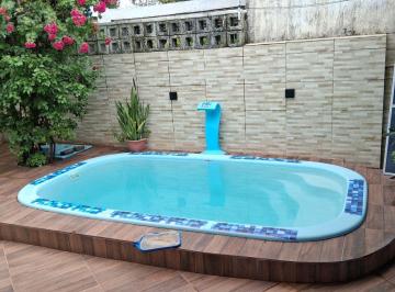 Casa de 5 quartos, Olinda · Casa com Piscina, 5 quartos.. Olinda, Bairro Novo. Próximo Fisiolinda, Supermercado Extra.