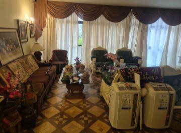 Apartamento · 209m² · 3 Quartos · 2 Vagas · Apartamento para locação em Santa Cecília com 209m², 3 quartos, 1 suíte, 2 vagas de garagem.
