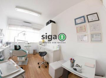 Comercial · 25m² · Conjunto comercial no Edifício das Bandeiras em localização estratégica.