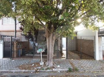 Casa · 133m² · 4 Quartos · 5 Vagas · Sobrado 4 Dormitórios (1 Suíte) para locação na Parada Inglesa