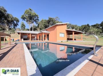 Rural · 2000m² · 3 Quartos · 2 Vagas · Chácara Colonial Exclusiva em Pinhalzinho – Fino Acabamento e Fácil Acesso ao Centro Comercial