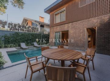 Casa · 701m² · 4 Quartos · 4 Vagas · Casa em condominio totalmente mobilada para venda em Alto de Pinheiros , 4 suítes, 701m²