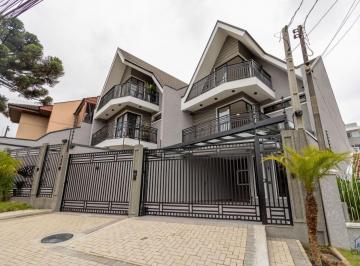 Casa de 3 quartos, Curitiba · Triplex moderno no vista alegre com 3 dormitórios e suíte