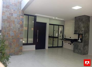 Casa · 130m² · 3 Quartos · 2 Vagas · Casa com 3 quartos, 1 suíte e 2 vagas à venda no Parque Residencial Jaguari em Americana