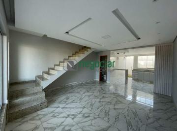 Casa · 80m² · 3 Quartos · 2 Vagas · LINDA CASA À VENDA NO BAIRRO MONTE VERDE!