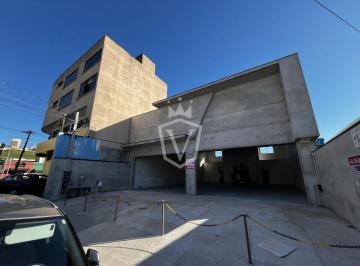Comercial · 278m² · 10 Vagas · Salão Comercial -Galpão  - no Bairro Vianelo - Jundiaí -SP