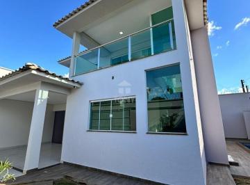 Casa · 198m² · 4 Quartos · 2 Vagas · Sobrado à venda na 1105Sul / Próxima ao Hospital do Amor e Hospital da Mulher- Palmas/TO