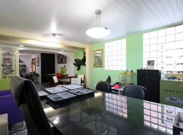 IMG_20261017_180148_000.jpeg · Confortável sobrado para venda em Vila Ipojuca com 4 quartos, sendo 1 suíte, 520m² - julianamiravete