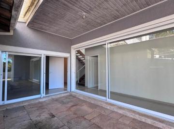 a5d31a32-b889-4f8f-a642-6702f1569519 · Casa no condomínio Residencial Morada dos Pássaros para venda com 5 quartos, sendo 5 suítes, 430m²