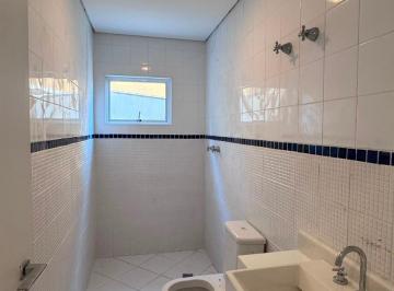 03eb6cfb-9672-44aa-8dfa-5a45868a038e · Casa no condomínio Residencial Morada dos Pássaros para venda com 5 quartos, sendo 5 suítes, 430m²